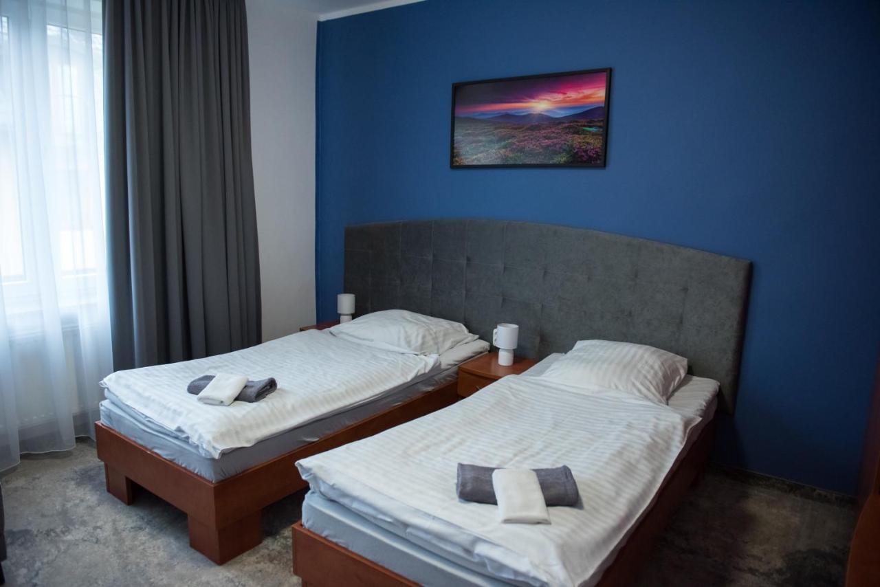 Hotel Paradiso Suchedniów Esterno foto